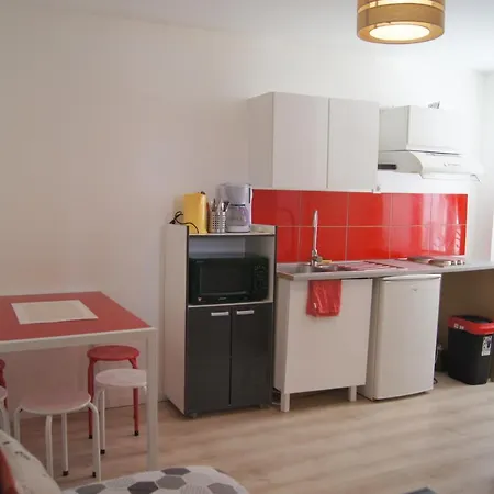 Chez Sacha Apartment